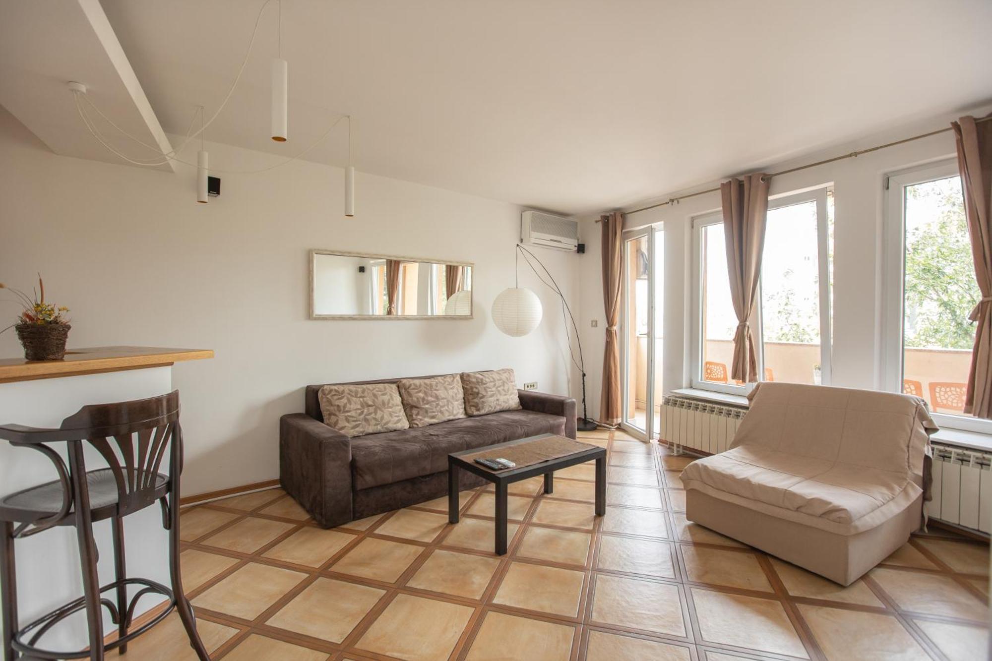 4 Rooms Apartments Ni Esterno foto