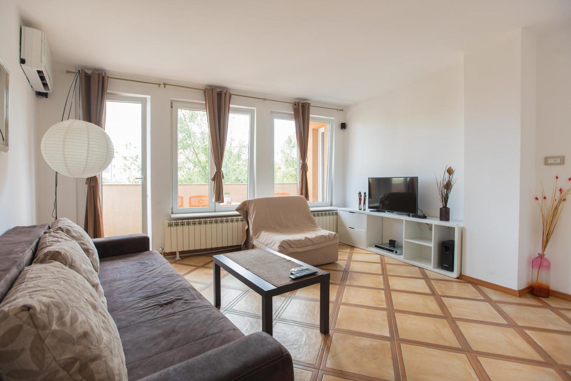 4 Rooms Apartments Ni Esterno foto