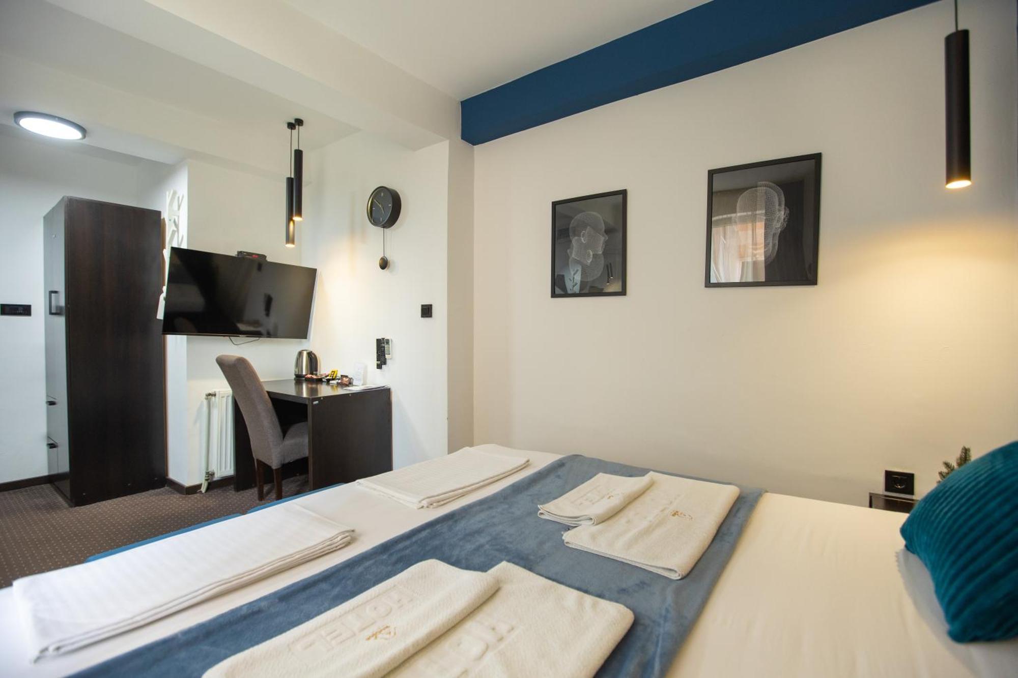 4 Rooms Apartments Ni Esterno foto